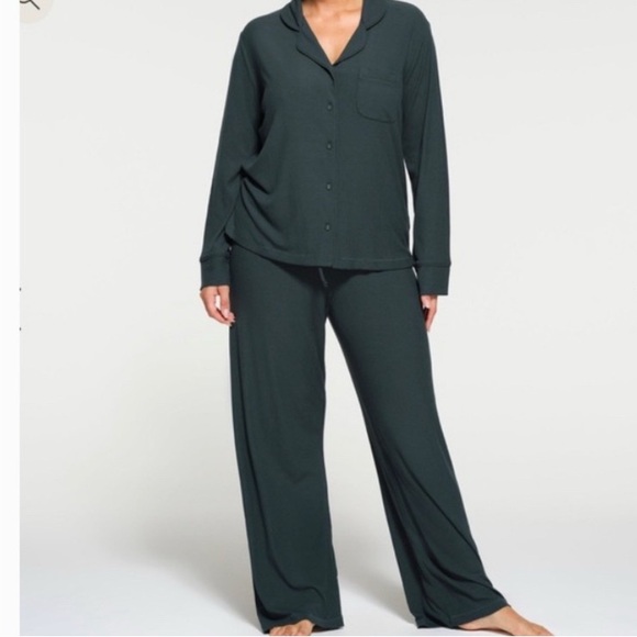 SKIMS Other - SKIMS Cypress Soft Lounge Pajama SET!